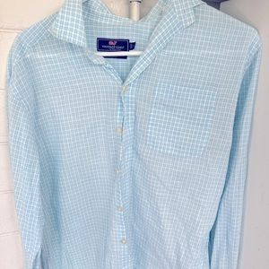 Men’s small vineyard vines button down